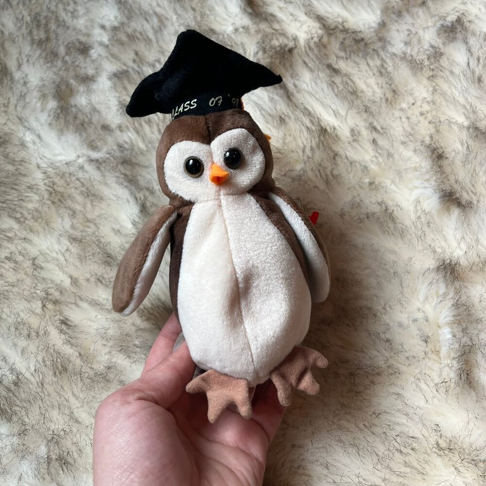 Ty Beanie Baby Wise the Owl - Graduation Class of 1998